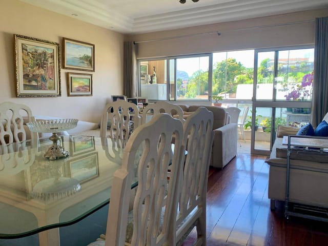 Apartamento à venda, no bairro Valparaíso em Petrópolis