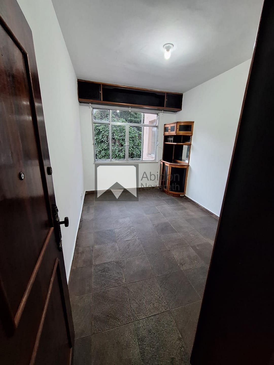 Apartamento à venda e aluguel com 2 quartos, 75m² - Foto 1
