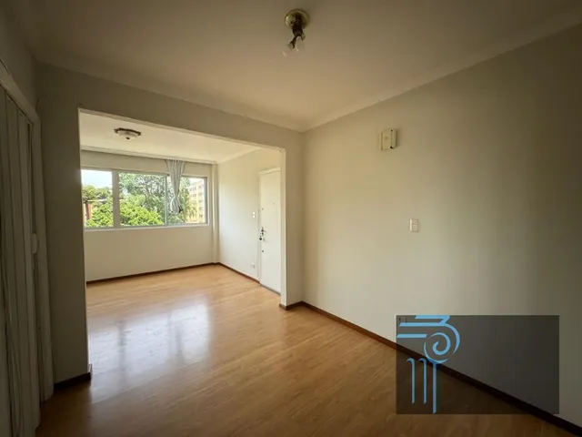 Apartamento 2 quartos e 1 banheiro, à venda, no bairro Água Verde em Curitiba
