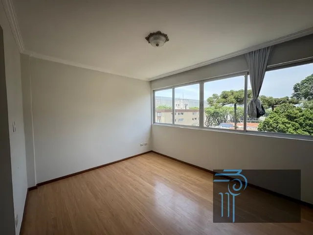 Apartamento 2 quartos e 1 banheiro, à venda, no bairro Água Verde em Curitiba