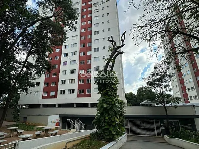Apartamento 2 quartos e 1 banheiro, à venda, no bairro Rio Branco em Belo Horizonte
