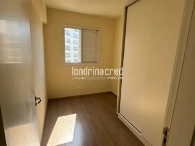 Apartamento 3 quartos e 2 banheiros, para alugar, no bairro Gleba Fazenda Palhano em Londrina