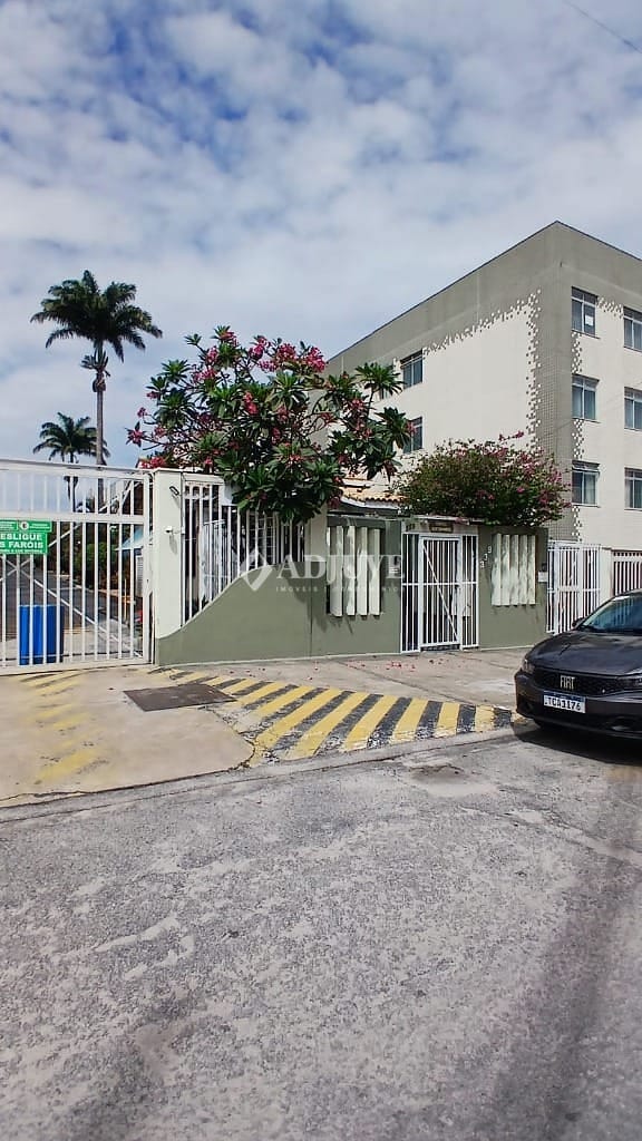 Apartamento à venda com 2 quartos, 68m² - Foto 1