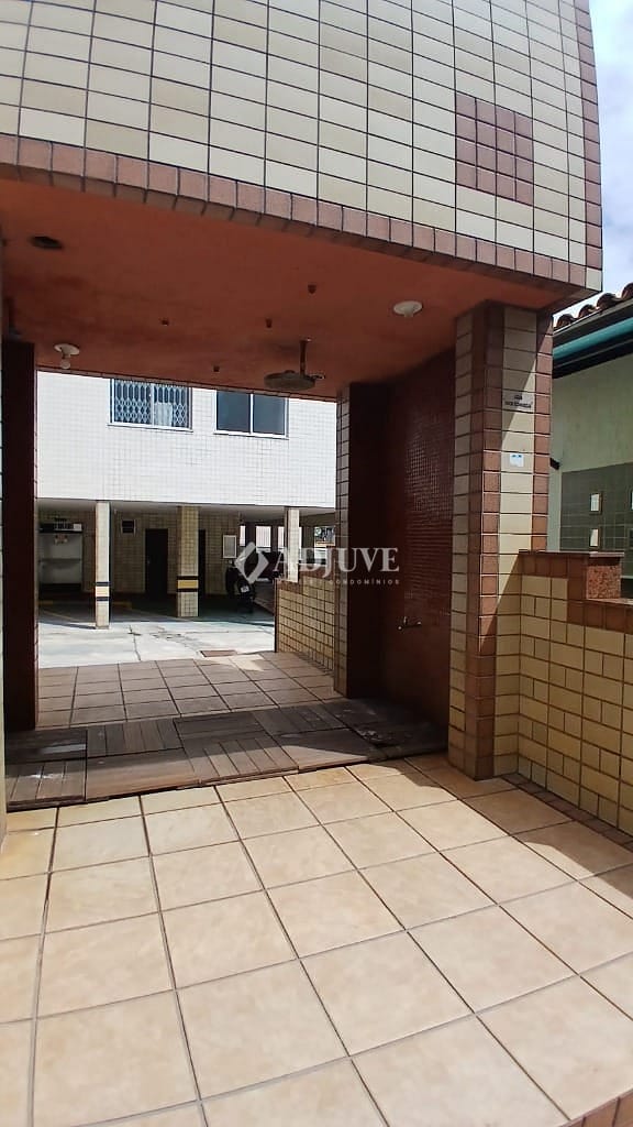 Apartamento à venda com 2 quartos, 68m² - Foto 20