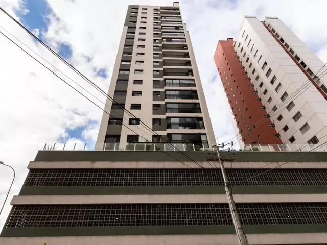 Apartamento 3 quartos e 2 banheiros, para alugar, no bairro Cabral em Curitiba