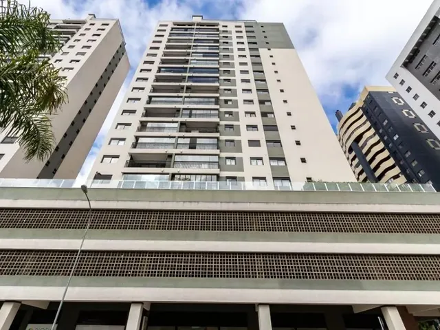 Apartamento 3 quartos e 2 banheiros, para alugar, no bairro Cabral em Curitiba