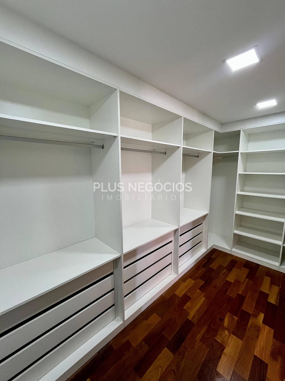 Apartamento à venda e aluguel com 4 quartos, 342m² - Foto 31