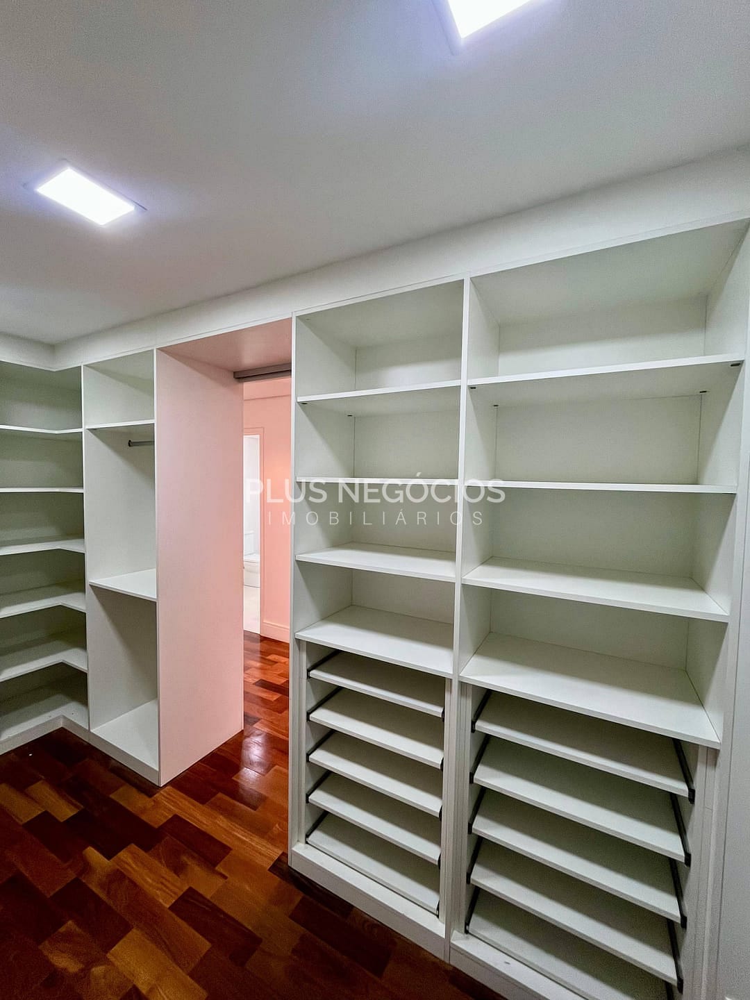Apartamento à venda e aluguel com 4 quartos, 342m² - Foto 30
