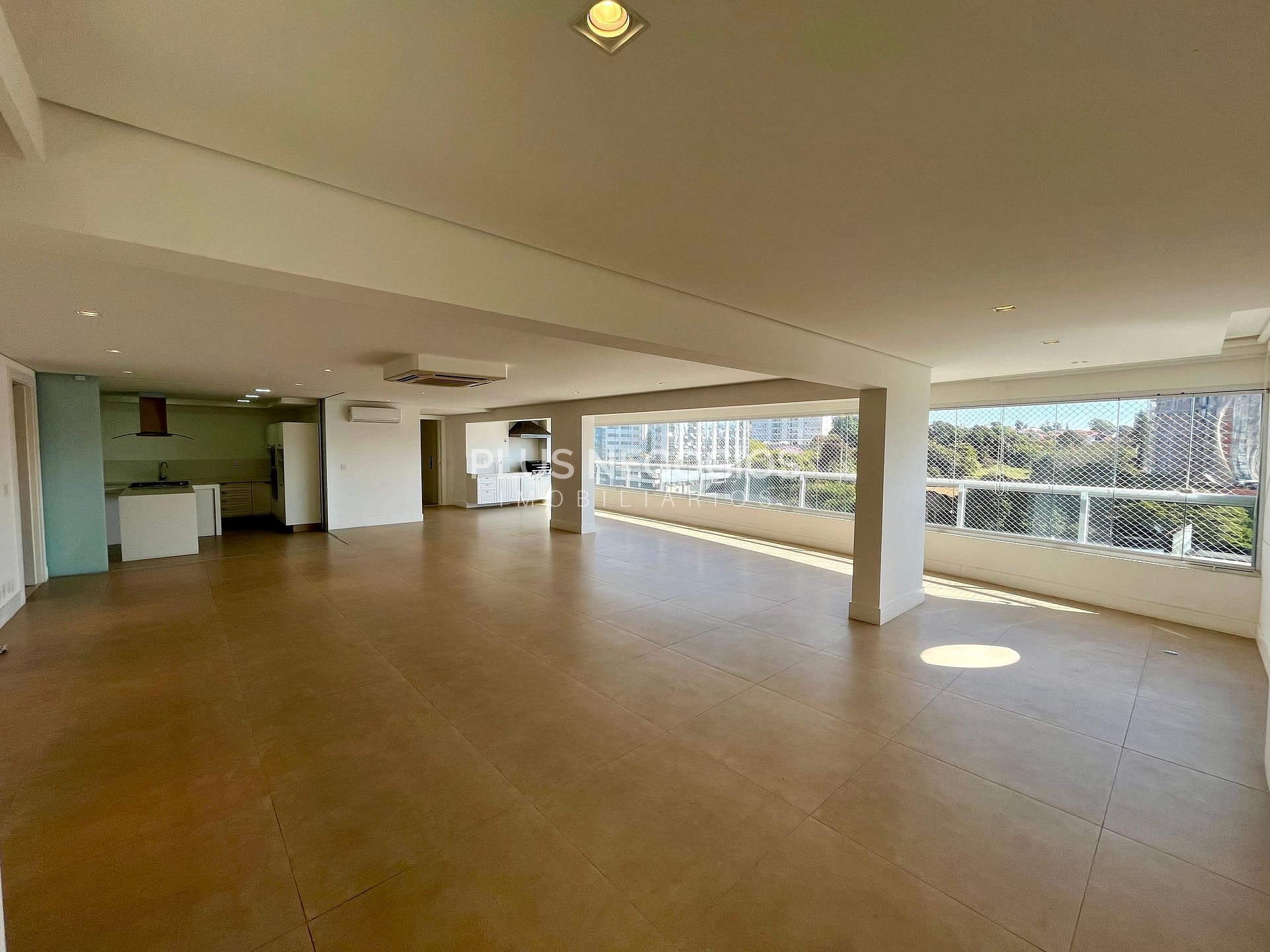 Apartamento à venda e aluguel com 4 quartos, 342m² - Foto 2