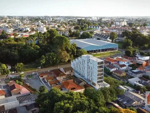 Apartamento 1 quarto e 1 banheiro, à venda, no bairro Portão em Curitiba