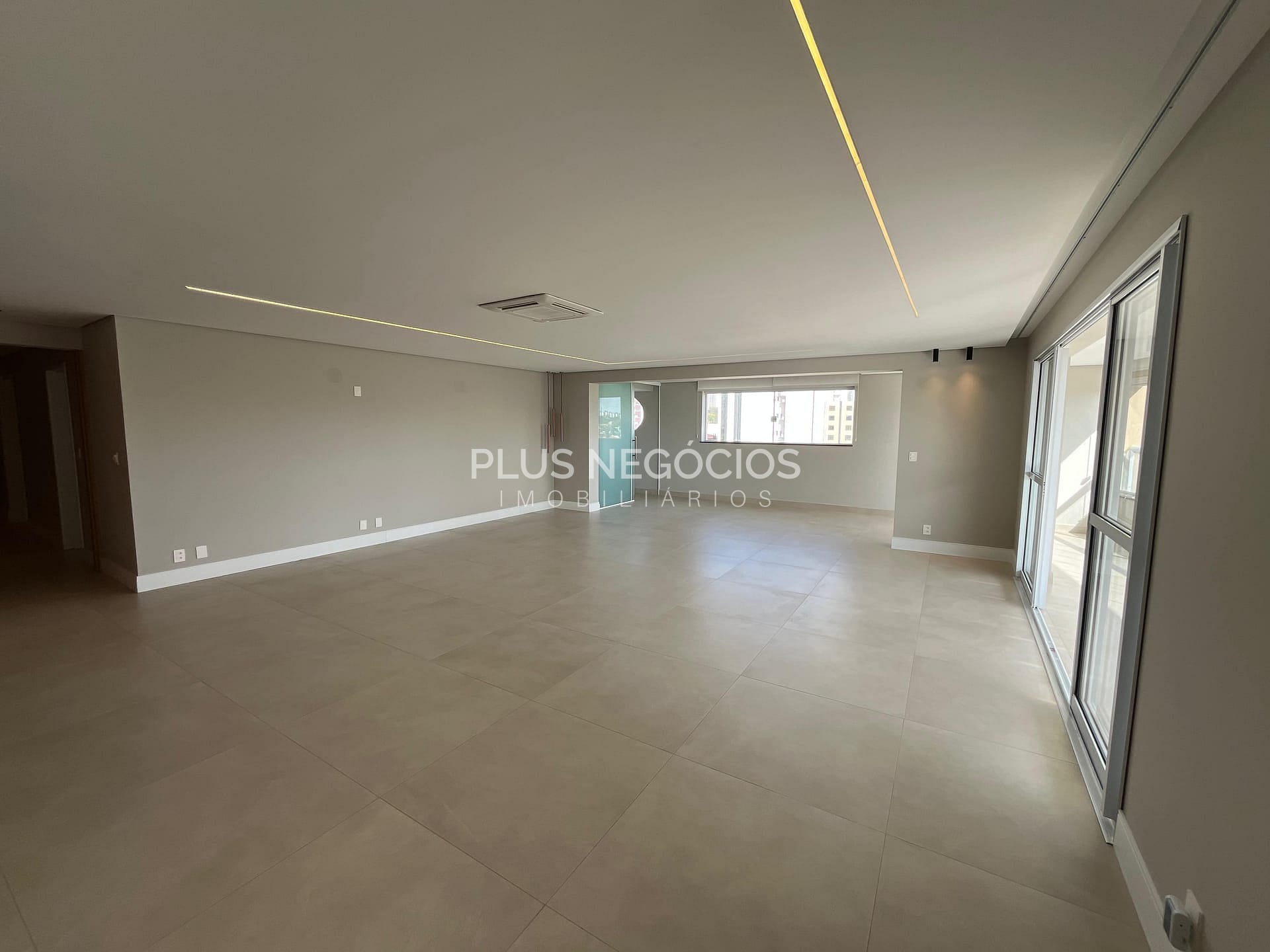 Apartamento à venda e aluguel com 4 quartos, 340m² - Foto 8