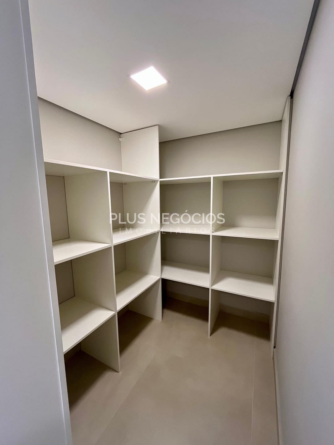 Apartamento à venda e aluguel com 4 quartos, 340m² - Foto 20