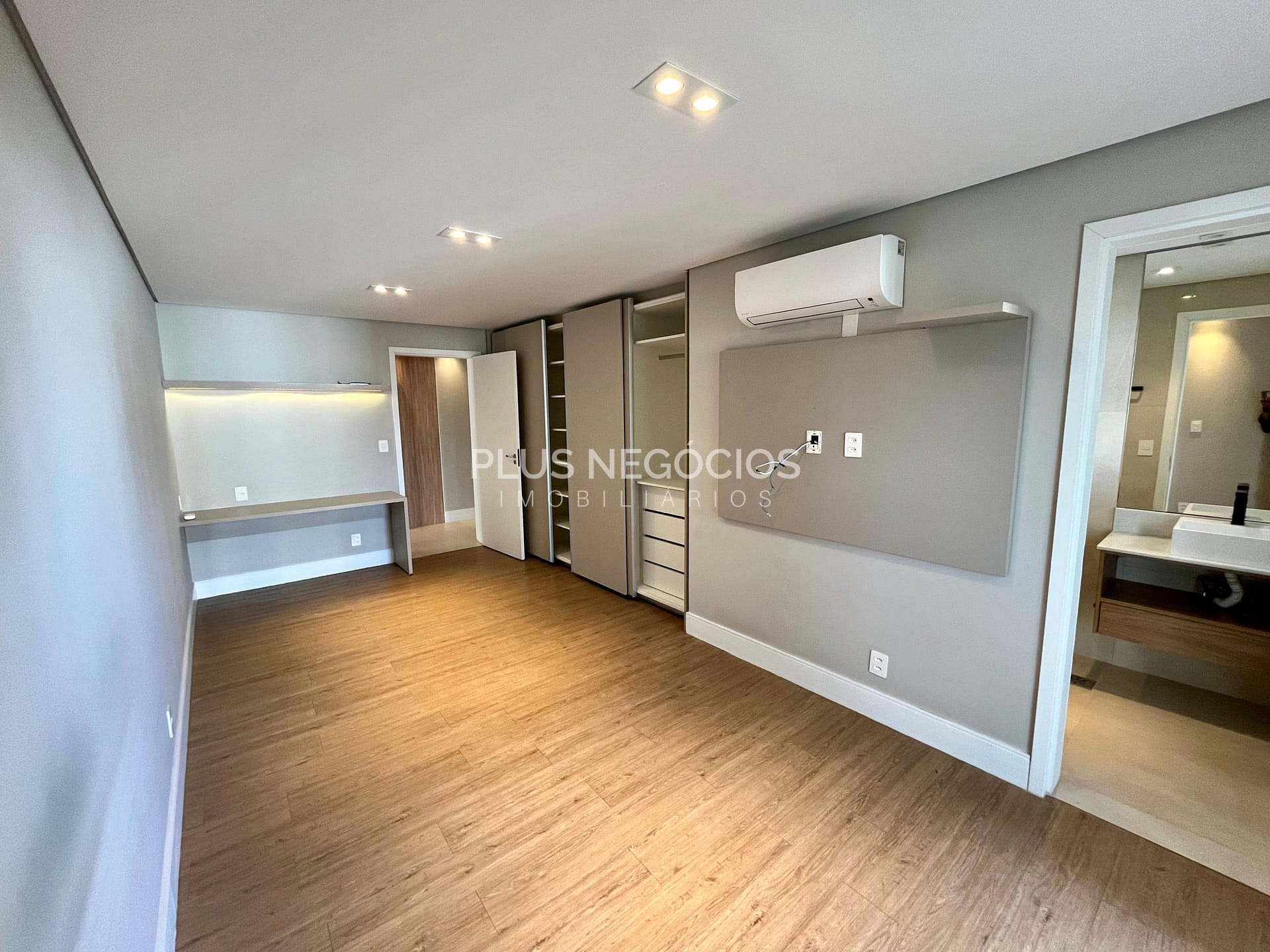 Apartamento à venda e aluguel com 4 quartos, 340m² - Foto 23