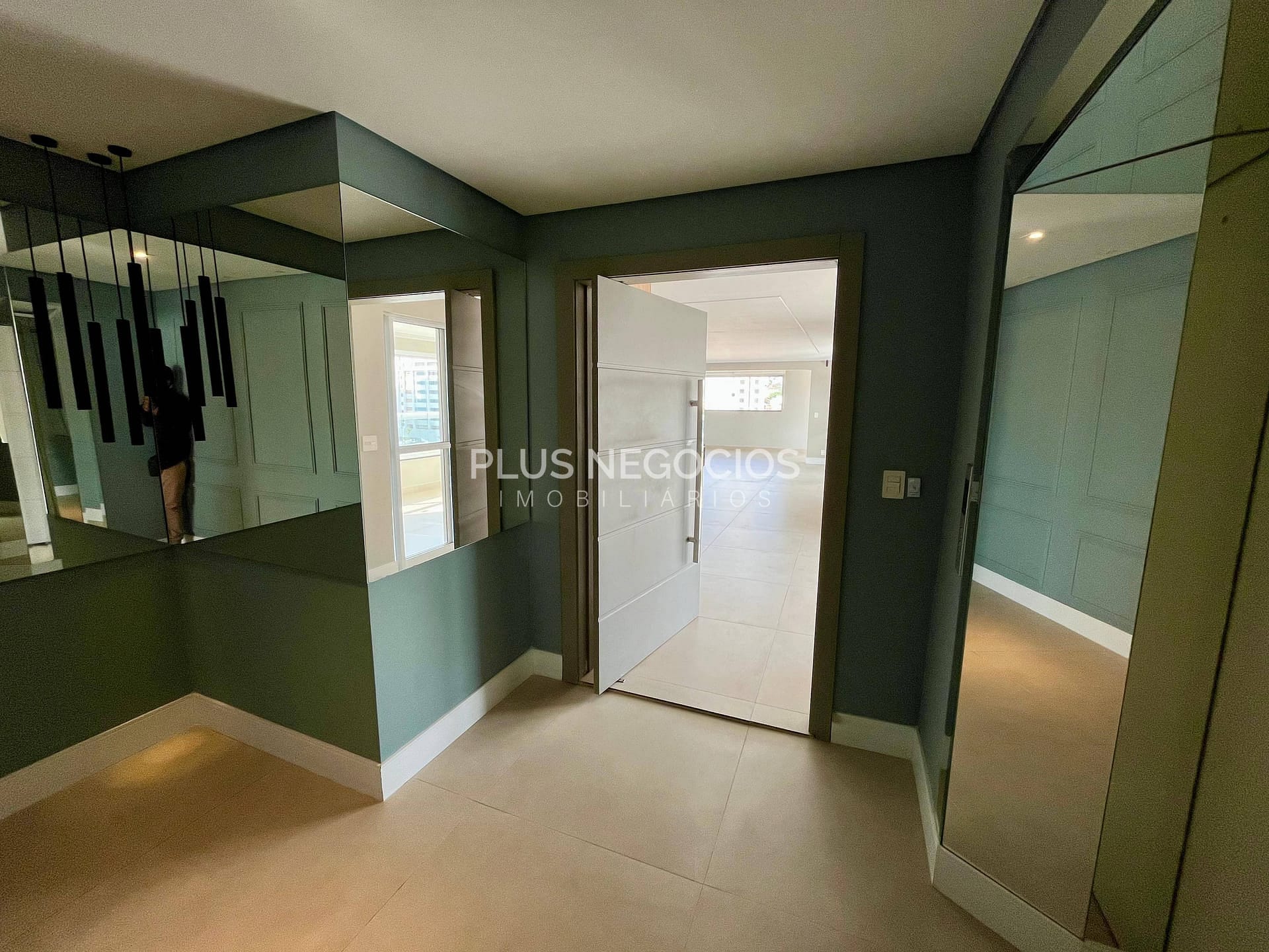 Apartamento à venda e aluguel com 4 quartos, 340m² - Foto 4
