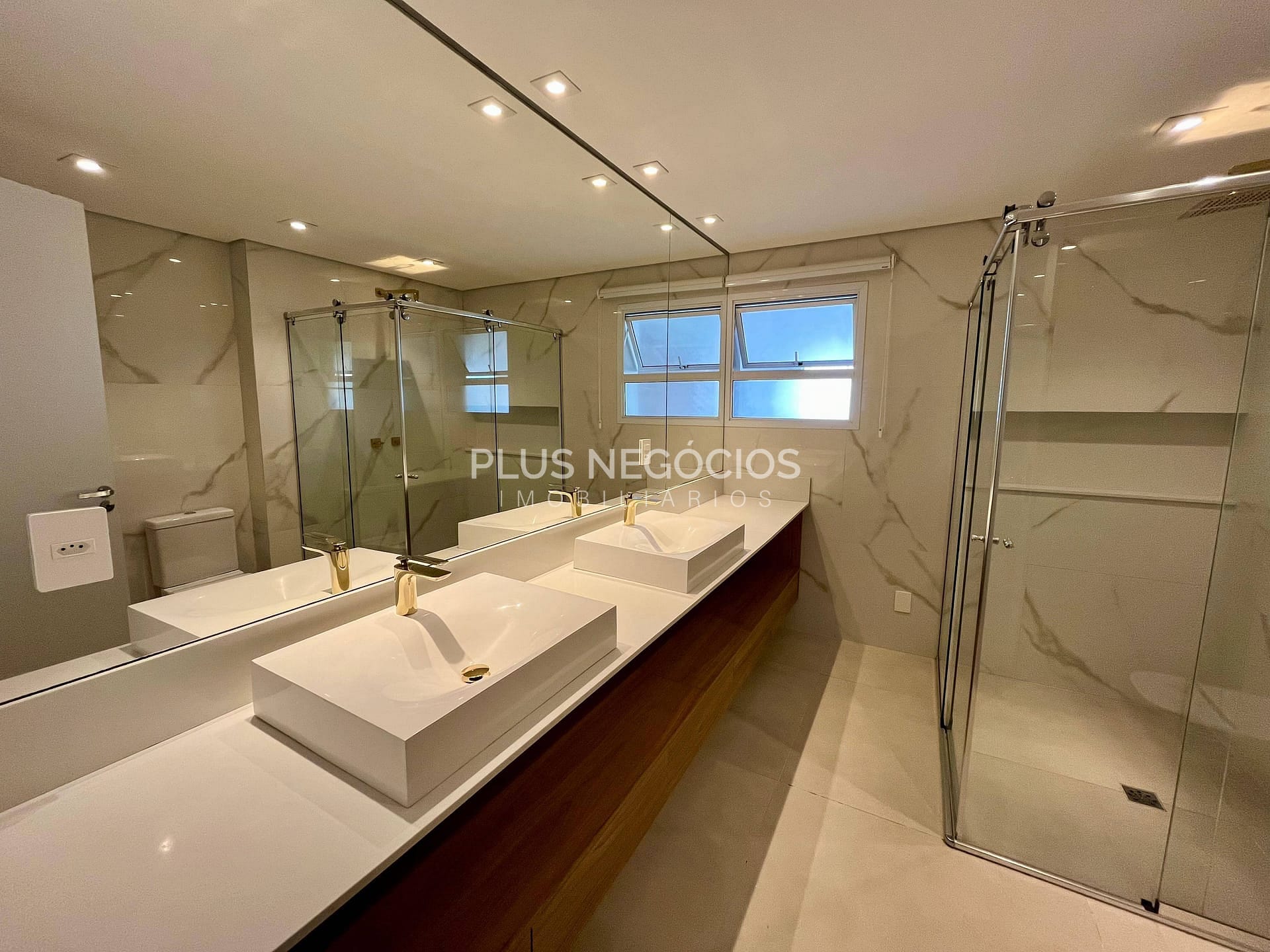 Apartamento à venda e aluguel com 4 quartos, 340m² - Foto 32