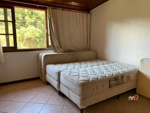 Apartamento para alugar, no bairro Nogueira em Petrópolis