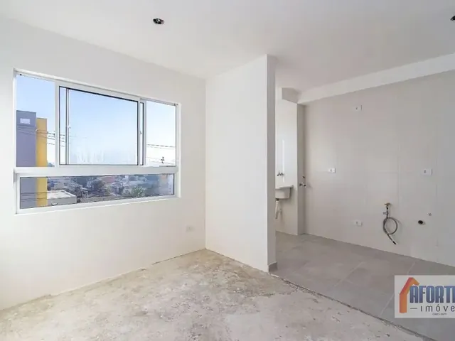 Apartamento 2 quartos e 1 banheiro, à venda, no bairro Atuba em Curitiba
