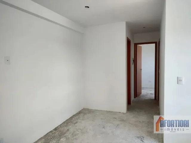 Apartamento 2 quartos e 1 banheiro, à venda, no bairro Atuba em Curitiba