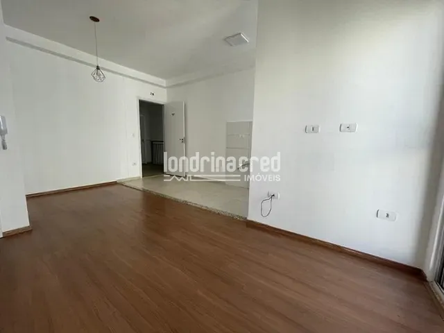 Apartamento 2 quartos e 1 banheiro, à venda, no bairro Residencial Terra de Santa Cruz II em Ibiporã