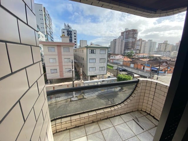 Apartamento com 84m² 2 quartos e 2 banheiros, à venda, no bairro Guilhermina em Praia Grande