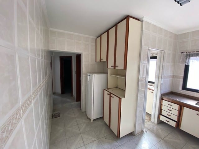 Apartamento com 84m² 2 quartos e 2 banheiros, à venda, no bairro Guilhermina em Praia Grande