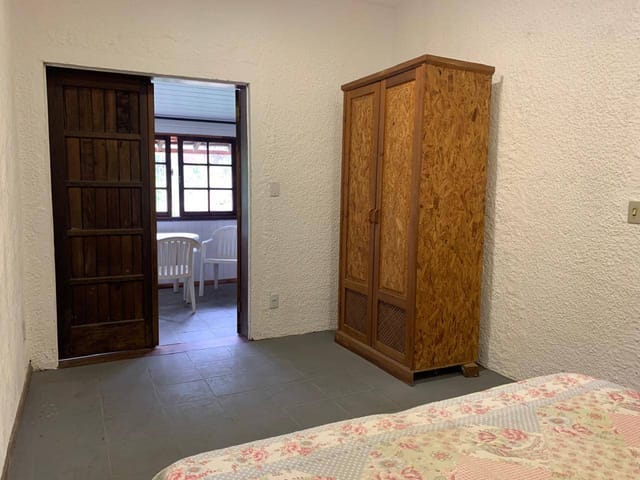Apartamento 1 quarto e 1 banheiro, para alugar, no bairro Nogueira em Petrópolis