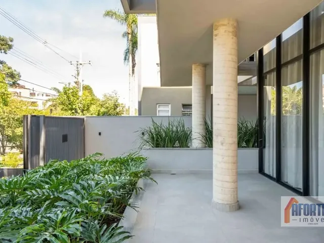 Apartamento 3 quartos e 3 banheiros, à venda, no bairro Hugo Lange em Curitiba