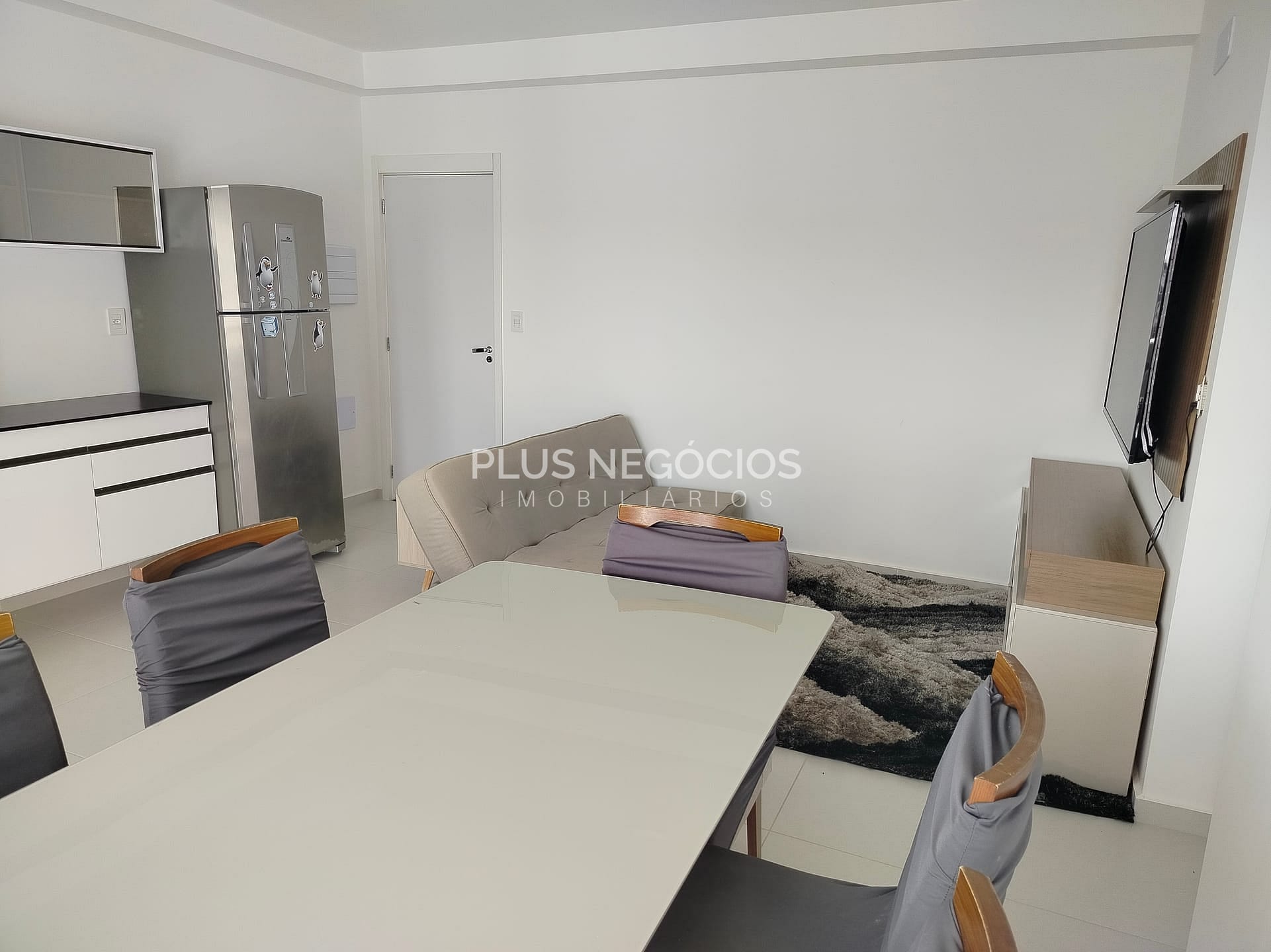 Apartamento à venda com 3 quartos, 73m² - Foto 4