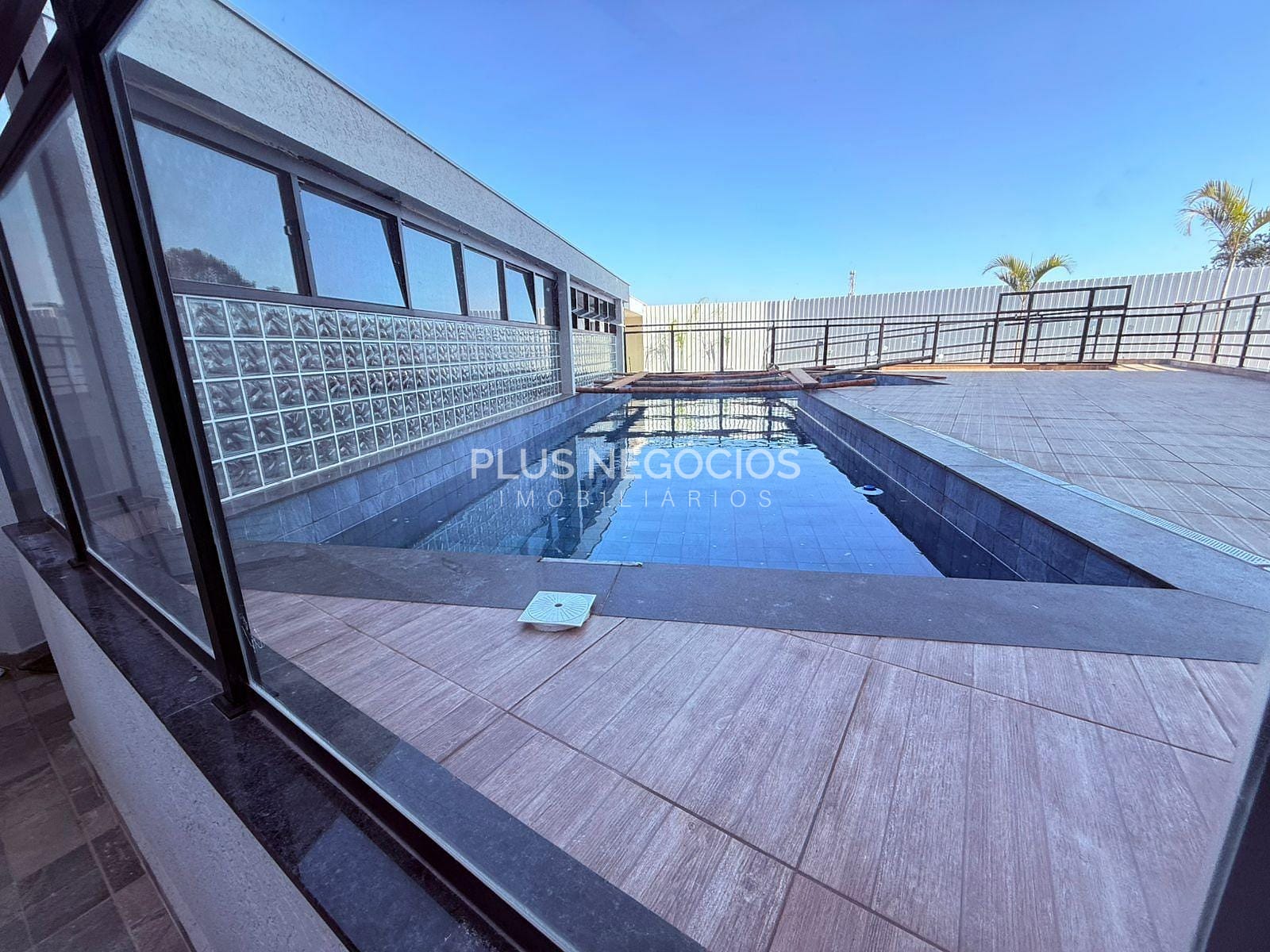 Apartamento à venda com 2 quartos, 67m² - Foto 17