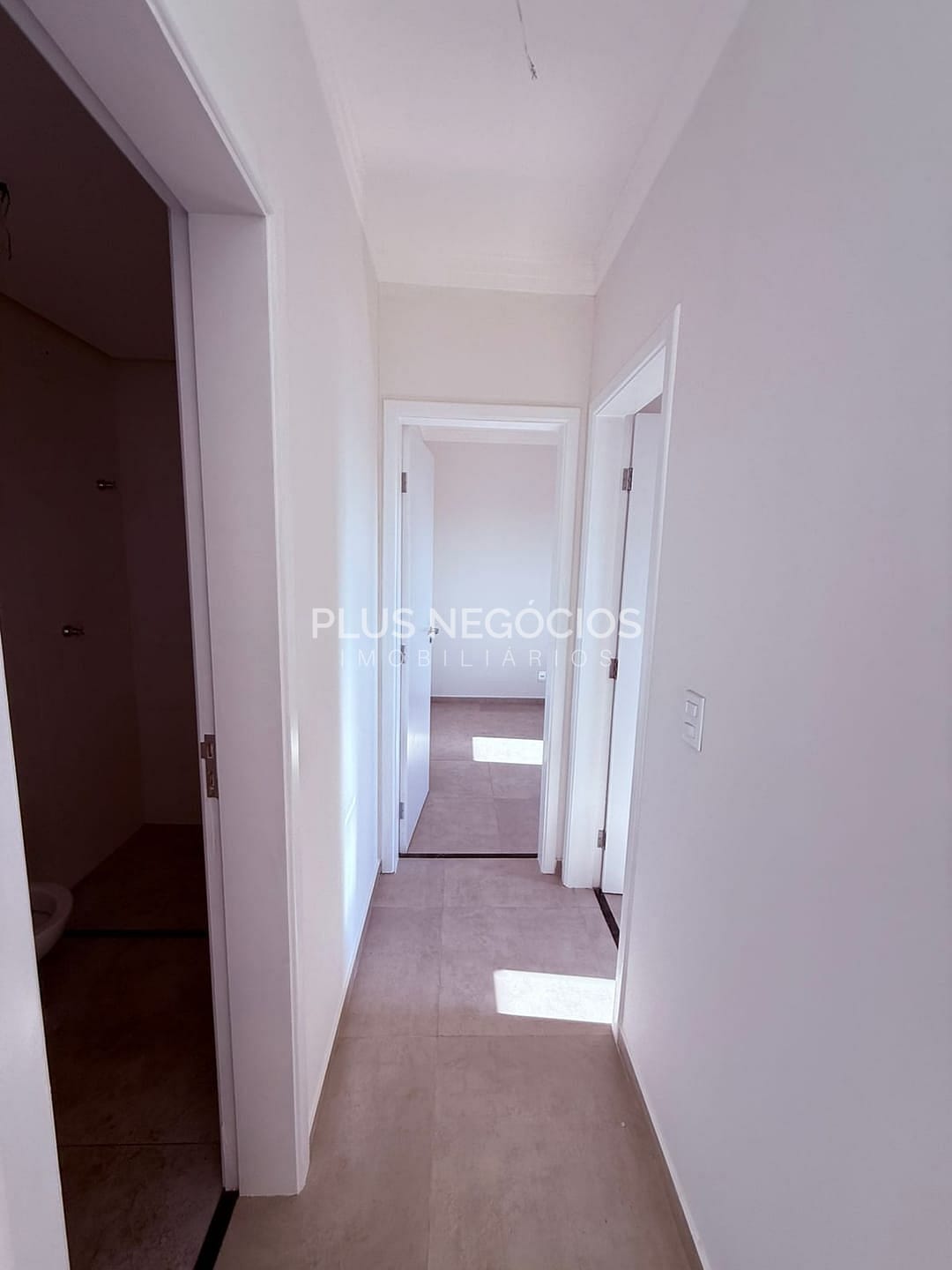 Apartamento à venda com 2 quartos, 67m² - Foto 6