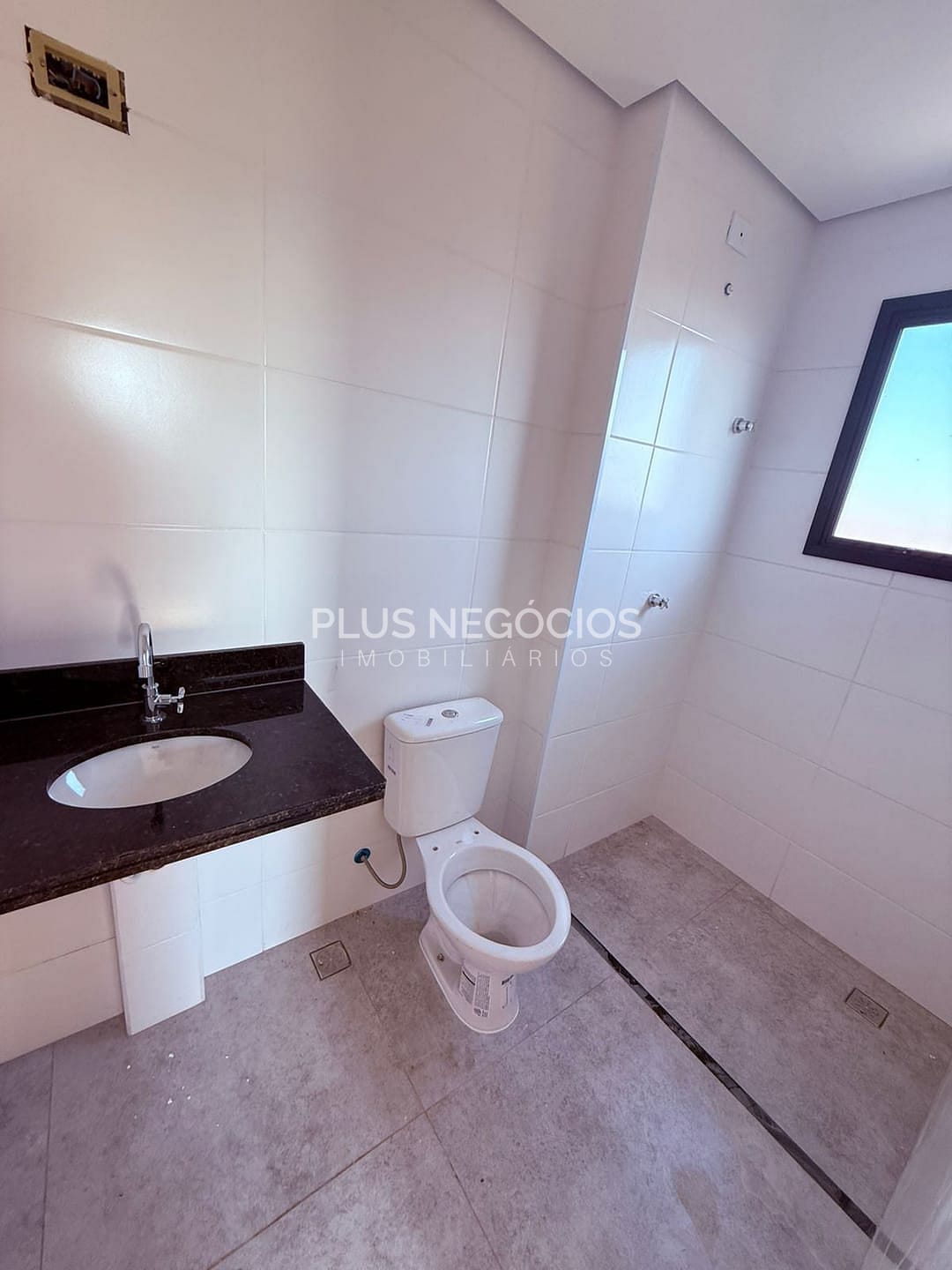 Apartamento à venda com 2 quartos, 67m² - Foto 9