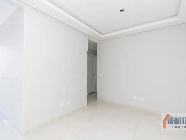 Apartamento 3 quartos e 1 banheiro, à venda, no bairro Pinheirinho em Curitiba