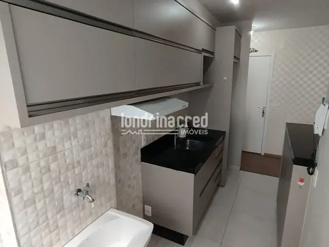 Apartamento com 67m² 2 quartos e 1 banheiro, à venda, no bairro VILLA DAS PAINEIRAS em Londrina