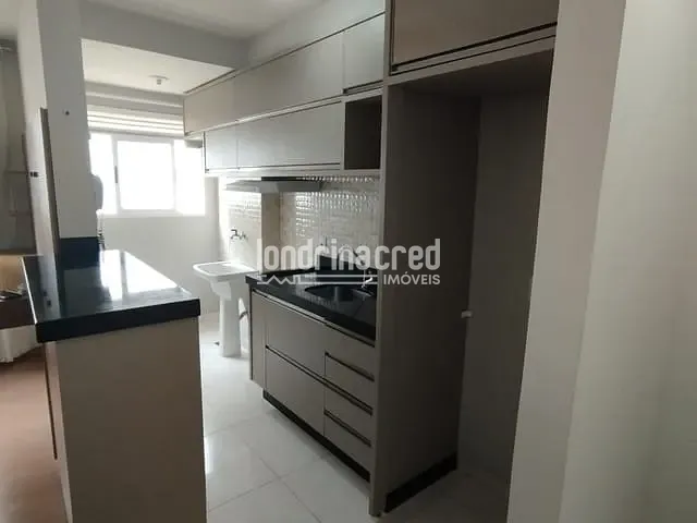 Apartamento com 67m² 2 quartos e 1 banheiro, à venda, no bairro VILLA DAS PAINEIRAS em Londrina