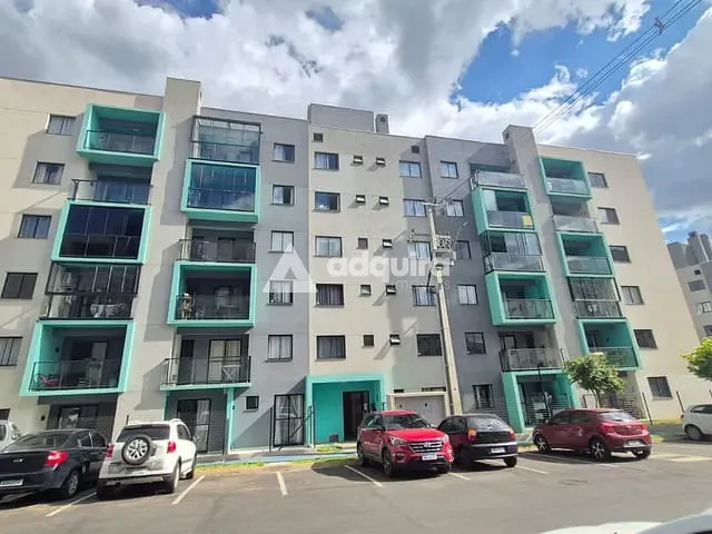 Apartamento 2 quartos e 2 banheiros, à venda ou para alugar, no bairro Uvaranas em Ponta Grossa