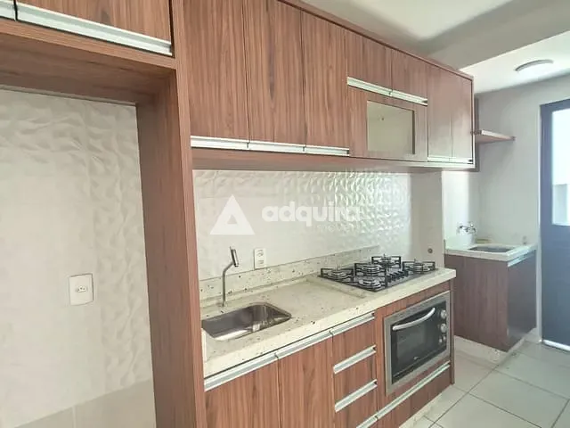 Apartamento 2 quartos e 2 banheiros, à venda ou para alugar, no bairro Uvaranas em Ponta Grossa