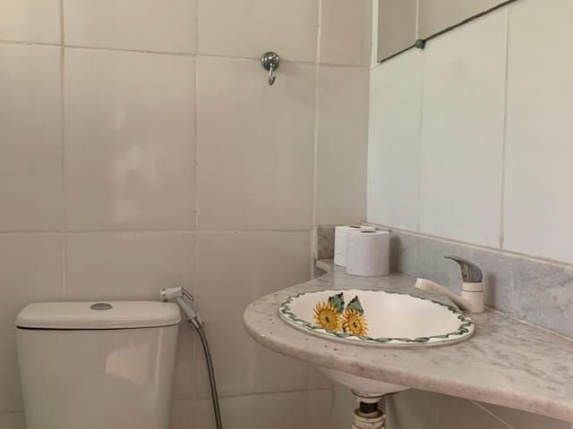 Apartamento 1 quarto e 2 banheiros, para alugar, no bairro Nogueira em Petrópolis