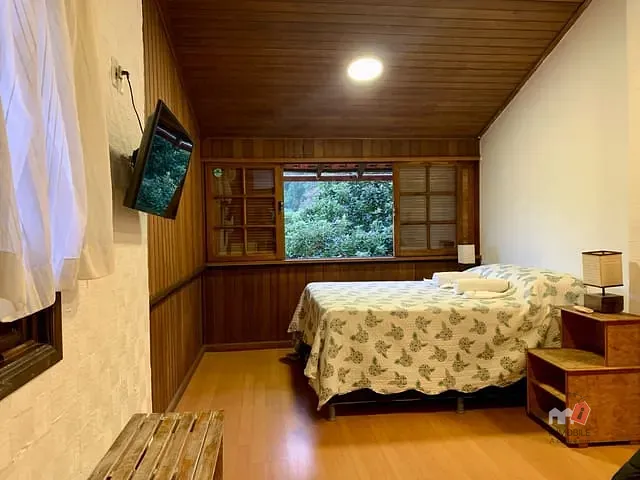 Apartamento 3 quartos e 3 banheiros, para alugar, no bairro Nogueira em Petrópolis