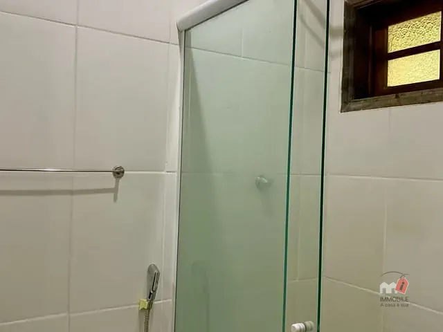 Apartamento 3 quartos e 3 banheiros, para alugar, no bairro Nogueira em Petrópolis
