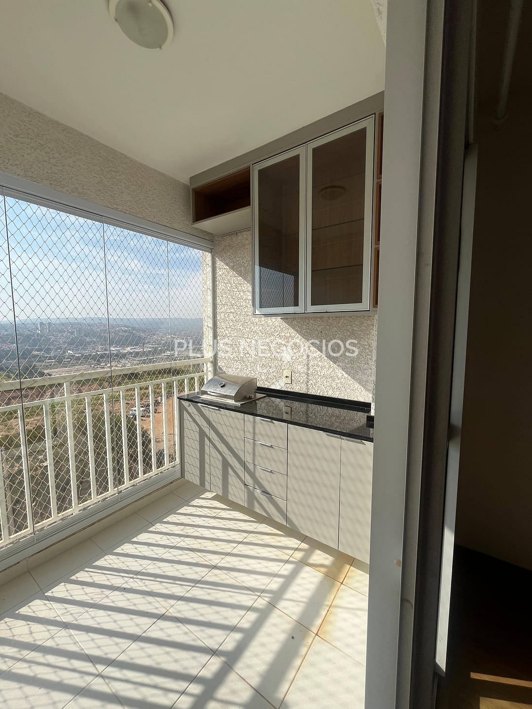 Apartamento à venda e aluguel com 3 quartos, 78m² - Foto 1