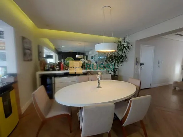Apartamento com 142m² 3 quartos e 5 banheiros, à venda, no bairro Jardim das Indústrias em São José dos Campos