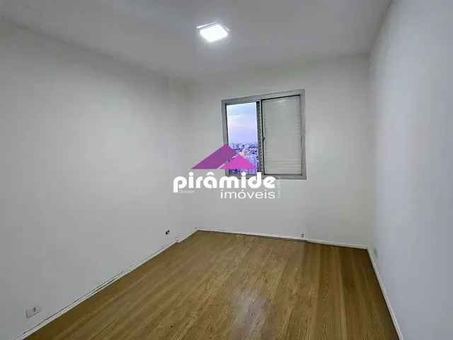 Apartamento com 10m² 2 quartos e 2 banheiros, à venda, no bairro Centro em São José Dos Campos