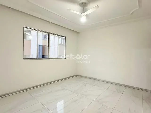 Apartamento com 75m² 3 quartos e 1 banheiro, para alugar, no bairro Serrano em Belo Horizonte
