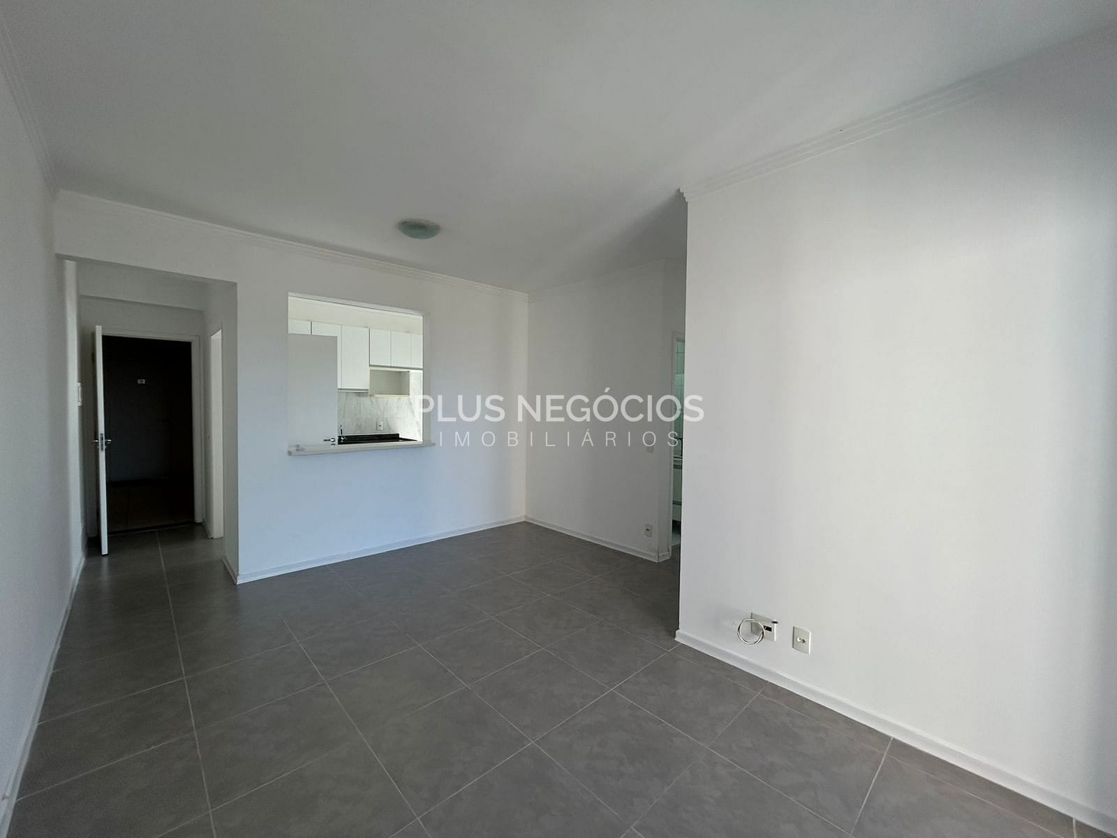 Apartamento à venda com 3 quartos, 76m² - Foto 7