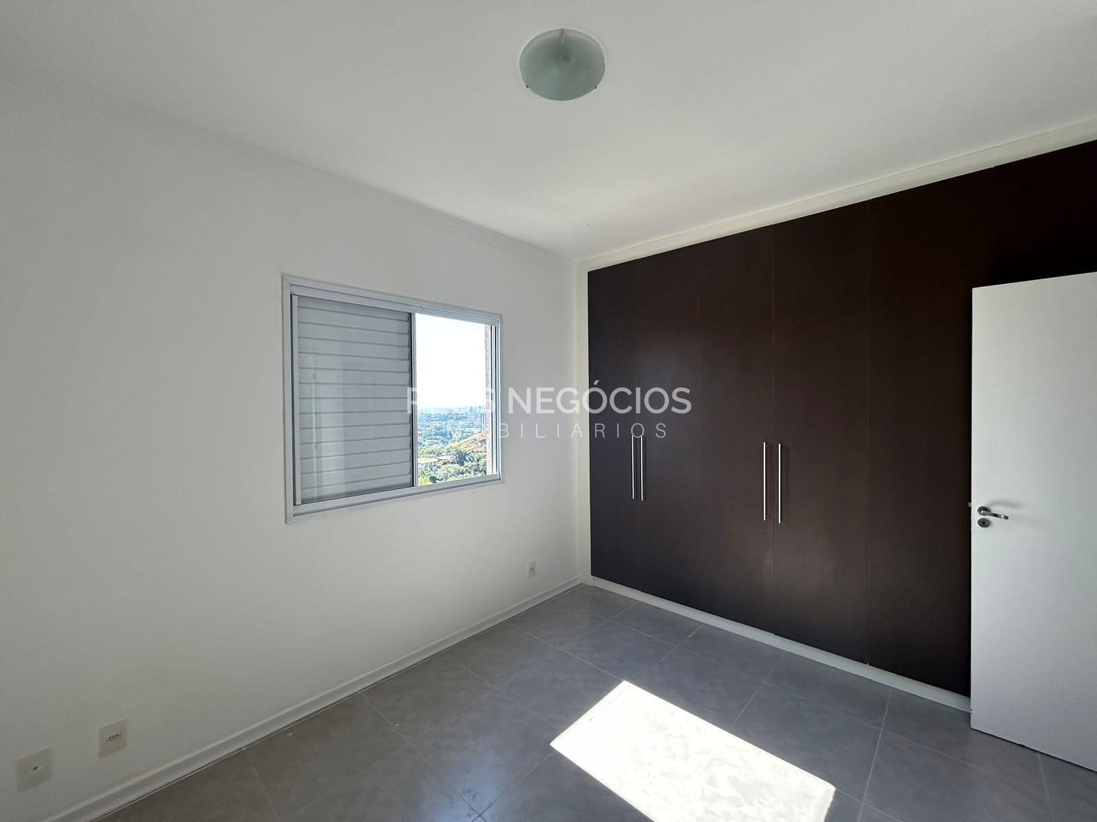 Apartamento à venda com 3 quartos, 76m² - Foto 20