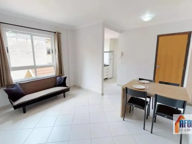 Apartamento 1 quarto e 1 banheiro, à venda, no bairro Centro em Curitiba