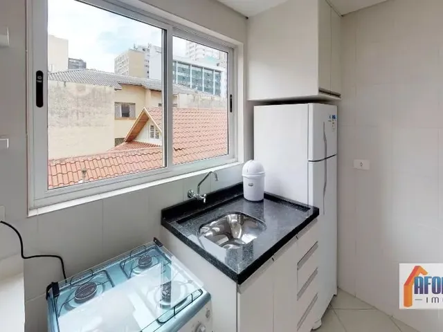 Apartamento 1 quarto e 1 banheiro, à venda, no bairro Centro em Curitiba