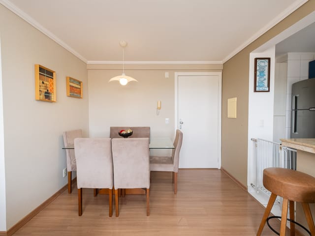 Apartamento 2 quartos e 1 banheiro, à venda, no bairro Areal em Pelotas