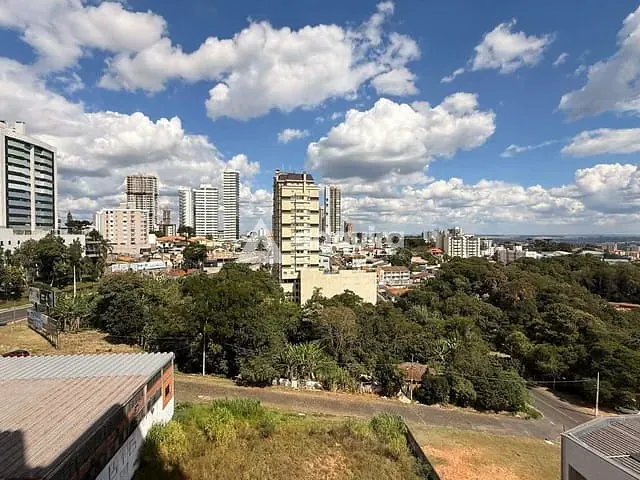 Apartamento com 171m² 3 quartos e 2 banheiros, à venda, no bairro Centro em Ponta Grossa