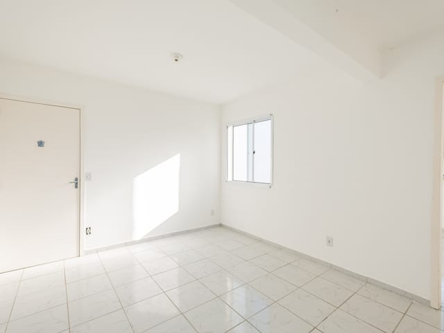 Apartamento 2 quartos e 1 banheiro, para alugar, no bairro Fragata em Pelotas